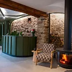 Sarela Natura 4*