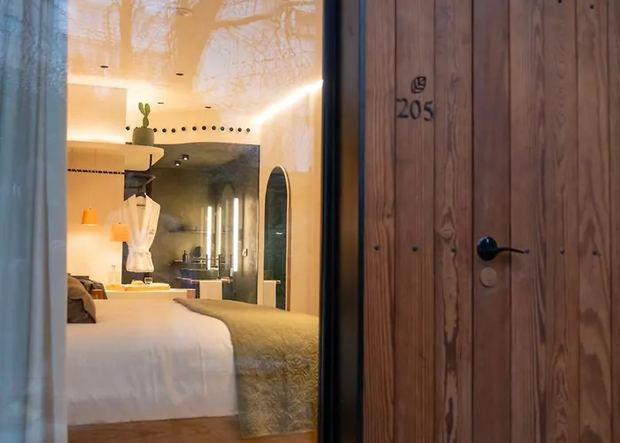 Sarela Natura 4*